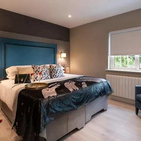 Robeen House Апартаменты