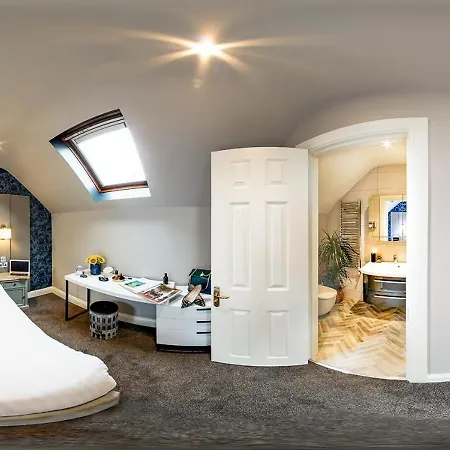 Robeen House Апартаменты Килларни